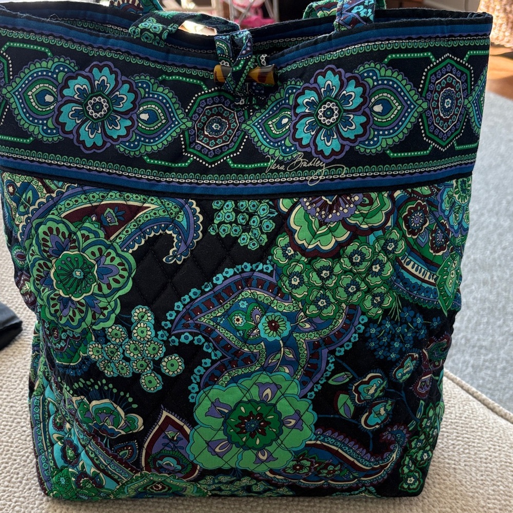 Vera Bradley Floral Patterned Tote Bag - Blue Rhapsody pattern